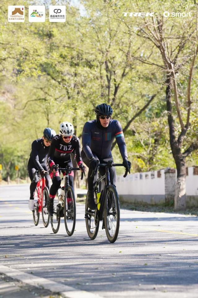 骑遇无限可能驭风京彩征程2025“smart杯”TREK100北京站圆满落幕千名骑手挑战百里环廊经典赛道(图4)