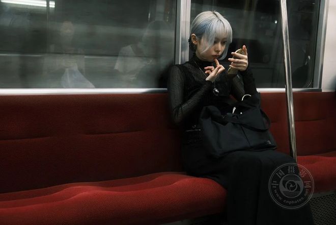 捕捉世界的偶然与诗意2025年世界街头摄影奖获奖公布（三）(图16)